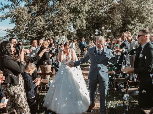 Le mariage de Léo et Laura à Marlieux, Ain 4