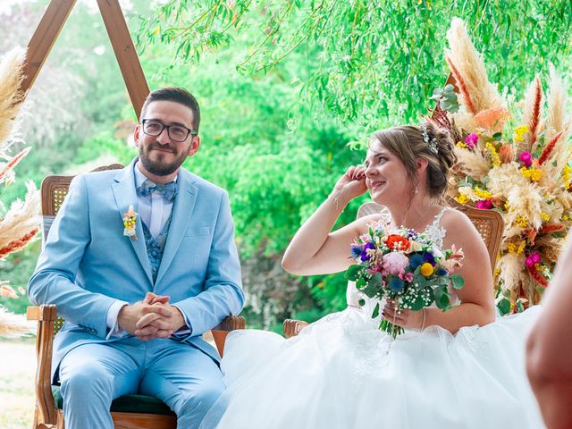 Le mariage de Jérôme et Fanny à Ternand, Rhône 36