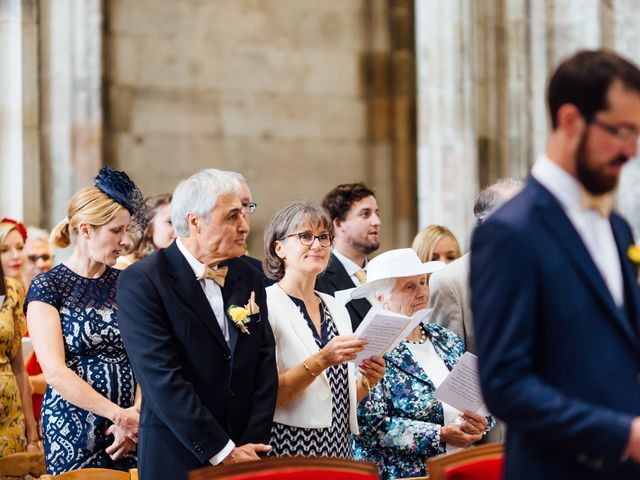 Le mariage de Julien et Hana à Tournai, Hainaut 16