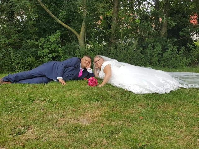 Le mariage de Vantouroux  et Betsy à Divion, Pas-de-Calais 6