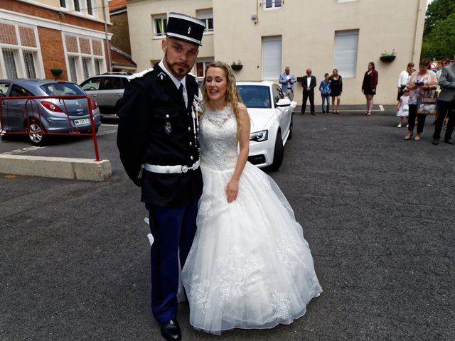 Le mariage de Julien et Amandine à Signy-l&apos;Abbaye, Ardennes 6