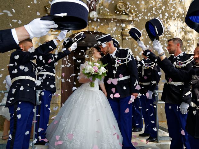 Le mariage de Julien et Amandine à Signy-l&apos;Abbaye, Ardennes 19