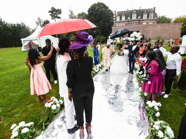 Le mariage de Adora et Karl à Mouscron, Hainaut 9