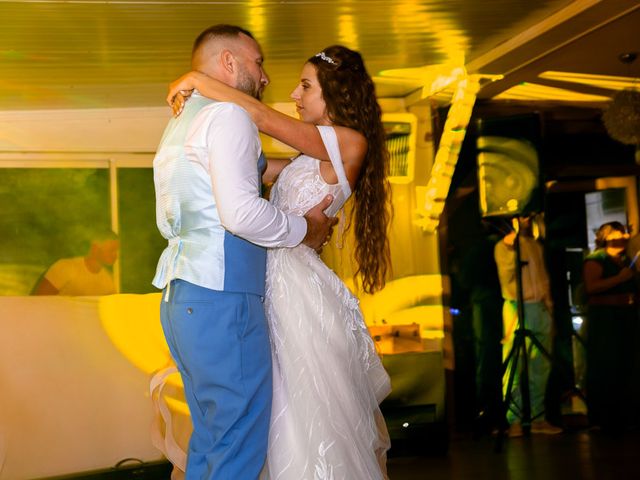 Le mariage de Yohan et Marine à Ternand, Rhône 108