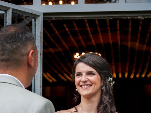Le mariage de Romain et Amélie à Salt-en-Donzy, Loire 5