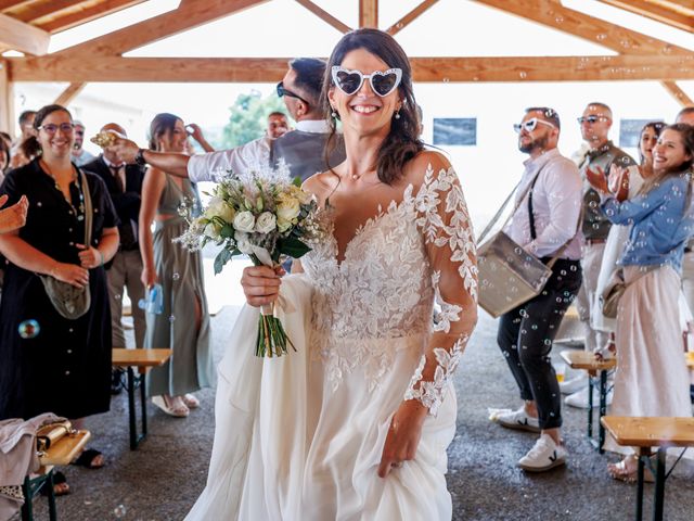 Le mariage de Romain et Amélie à Salt-en-Donzy, Loire 19