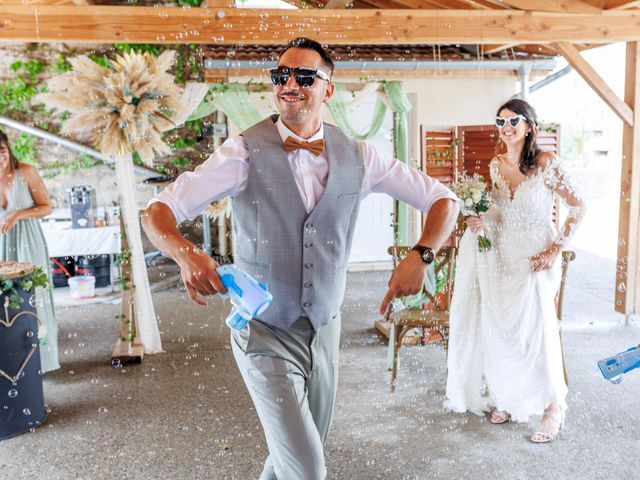 Le mariage de Romain et Amélie à Salt-en-Donzy, Loire 22