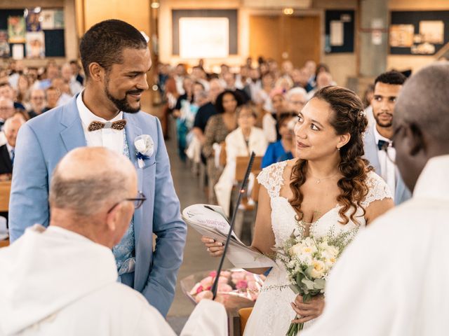 Le mariage de Pierre et Lucie à Caen, Calvados 69