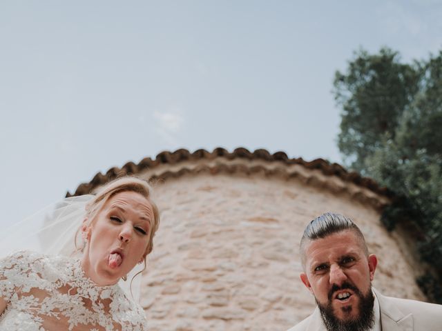 Le mariage de Vincent et Cindy à Mirabeau, Vaucluse 17