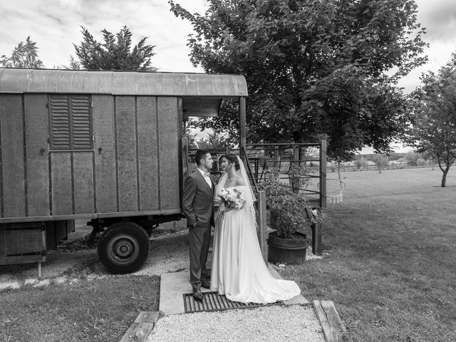 Le mariage de Jonathan et Capucine à Asquins, Yonne 18