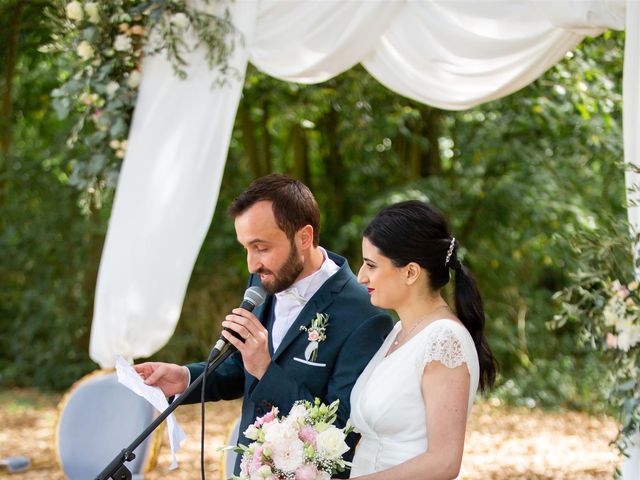 Le mariage de Thibault et Samia à Anetz, Loire Atlantique 94