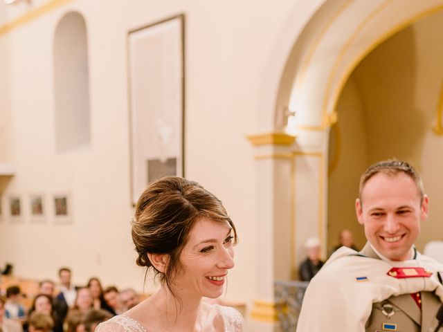 Le mariage de Stanislav et Laure à Montéléger, Drôme 31