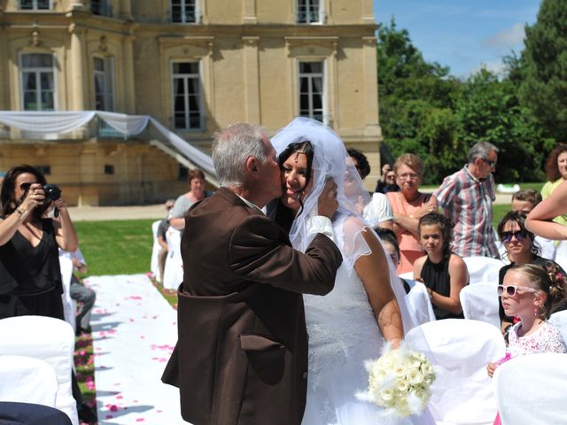 Le mariage de Jérémy et Lauriane à Mondeville, Calvados 18
