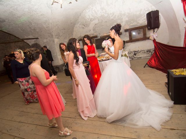 Le mariage de Manuel et Anastasia à Avrieux, Savoie 42