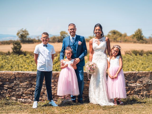 Le mariage de Ricardo et Vanessa à Charnay, Rhône 12