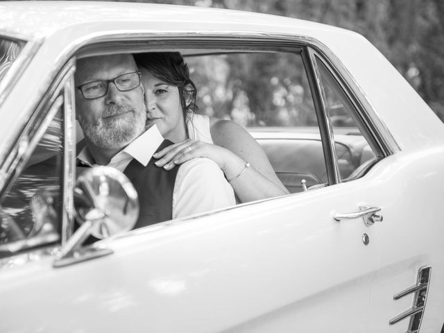 Le mariage de Stephane et Karine à Saint-Laurent-des-Autels, Maine et Loire 28