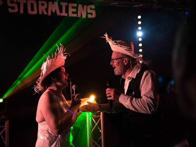 Le mariage de Stephane et Karine à Saint-Laurent-des-Autels, Maine et Loire 53