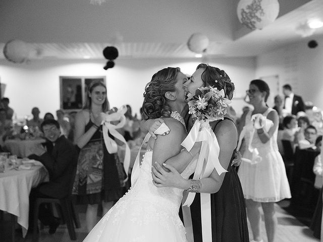 Le mariage de Benjamin et Amélie à Fontaine-Chalendray, Charente Maritime 89