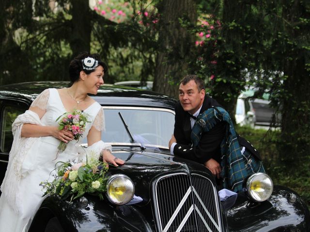 Le mariage de François et Barbara à Château-Gontier, Mayenne 1