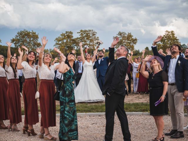 Le mariage de Solènne et Matthieu à Giroussens, Tarn 30