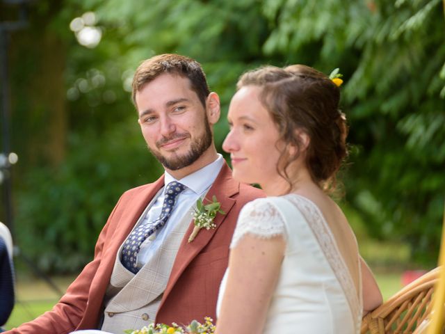 Le mariage de Yann et Bénédicte à Saint-Pierre-des-Landes, Mayenne 10