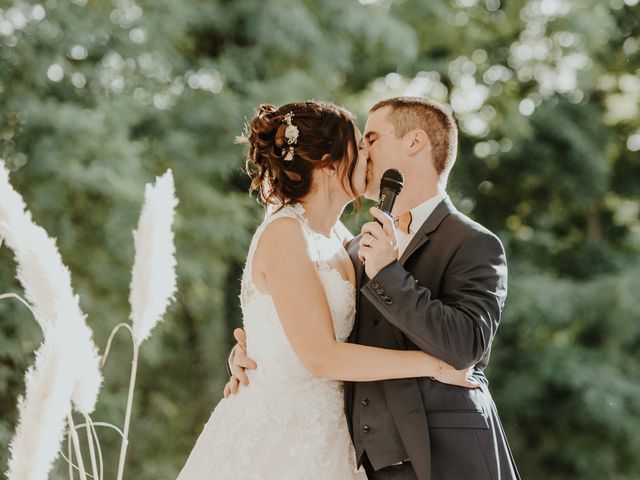 Le mariage de Kevin et Léa à Fraisans, Jura 32