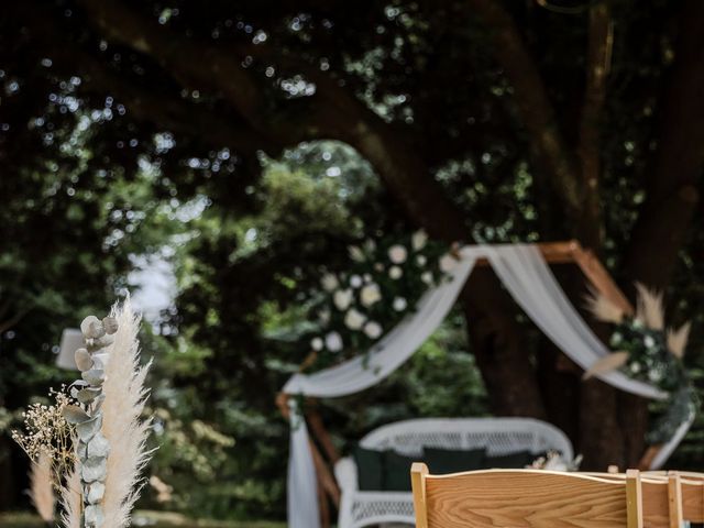 Le mariage de Loïc et Laure à Saint-Maixant, Gironde 12