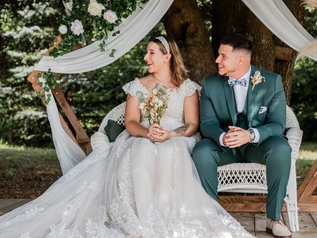 Le mariage de Loïc et Laure à Saint-Maixant, Gironde 15