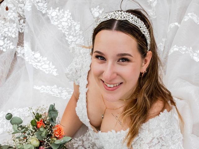 Le mariage de Loïc et Laure à Saint-Maixant, Gironde 21