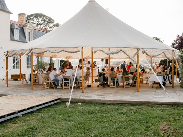 Le mariage de Loïc et Laure à Saint-Maixant, Gironde 27