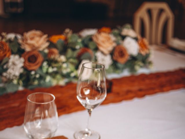 Le mariage de Quentin et Emilia à Saint-Dier-d'Auvergne, Puy-de-Dôme 12
