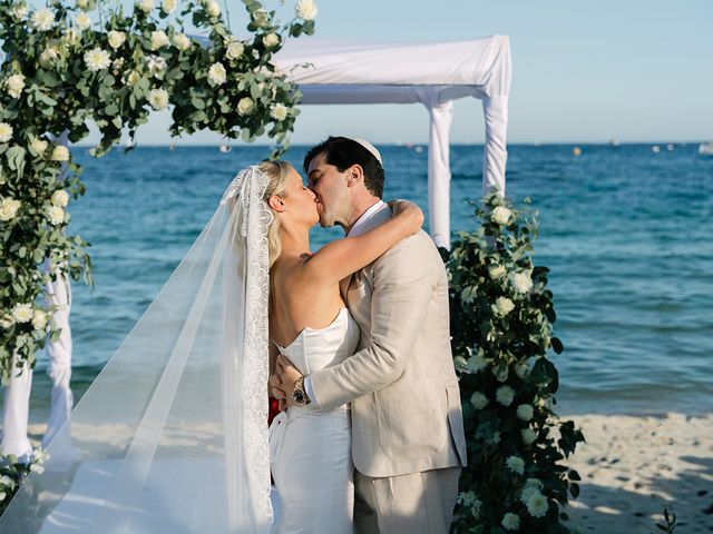 Le mariage de Jonathan et Maddy à Saint-Tropez, Var 17