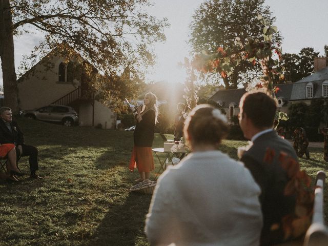 Le mariage de Thibault et Marine à Huisseau-sur-Cosson, Loir-et-Cher 34