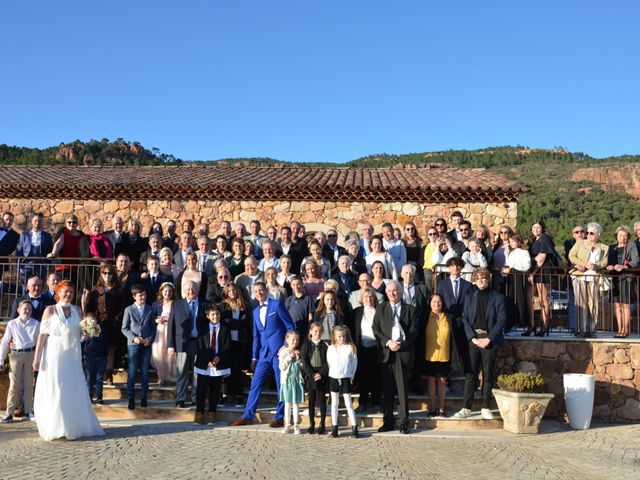 Le mariage de Benjamin et Stéphanie à Roquebrune-sur Argens, Var 35