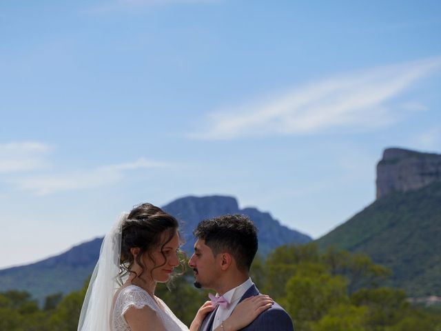 Le mariage de Remy et Aurore à Saint-Mathieu-de-Tréviers, Hérault 49