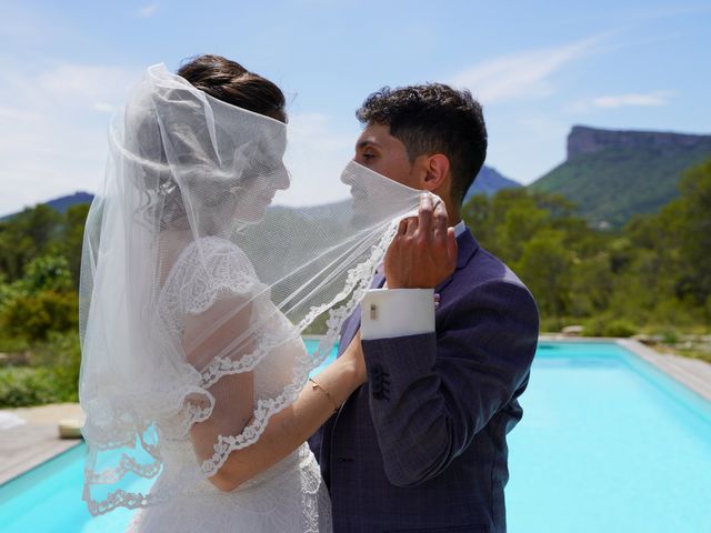 Le mariage de Remy et Aurore à Saint-Mathieu-de-Tréviers, Hérault 53