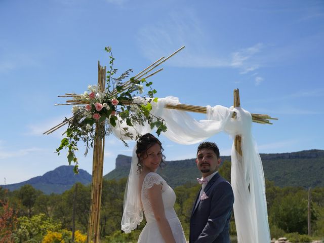 Le mariage de Remy et Aurore à Saint-Mathieu-de-Tréviers, Hérault 59