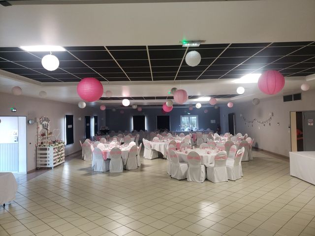 Le mariage de Jordan  et Anais à Cambronne-lès-Clermont, Oise 3