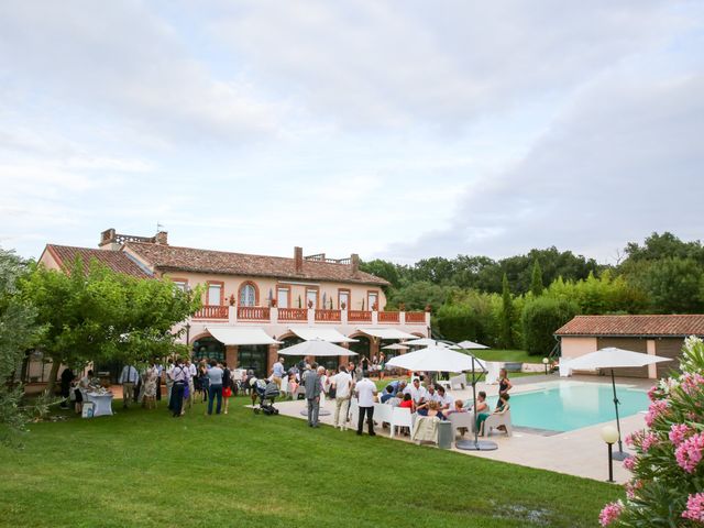 Le mariage de Raphaël et Sarah à Merville, Haute-Garonne 91