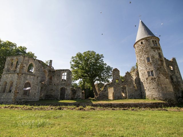 Le mariage de Cédric et Arianne à Fontenay-Trésigny, Seine-et-Marne 10