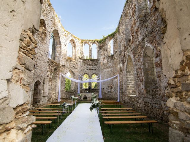 Le mariage de Cédric et Arianne à Fontenay-Trésigny, Seine-et-Marne 11