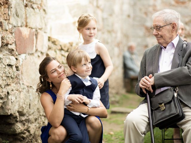 Le mariage de Cédric et Arianne à Fontenay-Trésigny, Seine-et-Marne 30