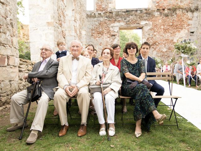 Le mariage de Cédric et Arianne à Fontenay-Trésigny, Seine-et-Marne 37