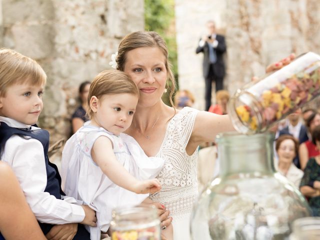 Le mariage de Cédric et Arianne à Fontenay-Trésigny, Seine-et-Marne 39