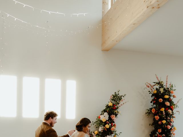 Le mariage de Christine et Valentin à Lantignié, Rhône 15