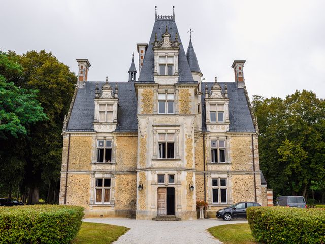 Le mariage de Xavier et Sarah à Saint-Célerin, Sarthe 1