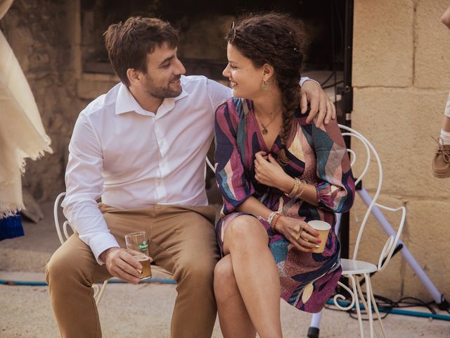 Le mariage de François et Sophie à Châteaudouble, Drôme 43