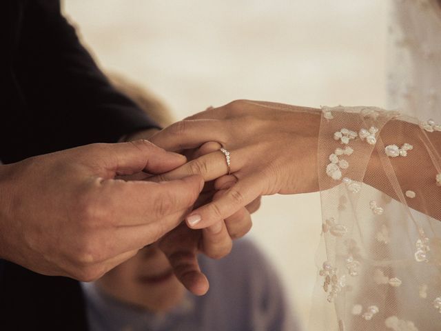 Le mariage de François et Sophie à Châteaudouble, Drôme 59