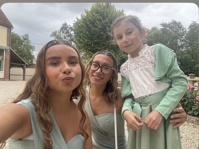 Le mariage de Sandre  et Maeva et Paolo  à Champvallon, Yonne 17