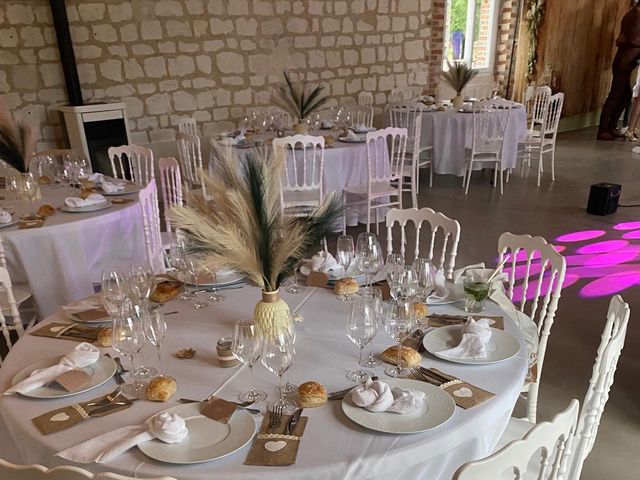 Le mariage de Sandre  et Maeva et Paolo  à Champvallon, Yonne 19